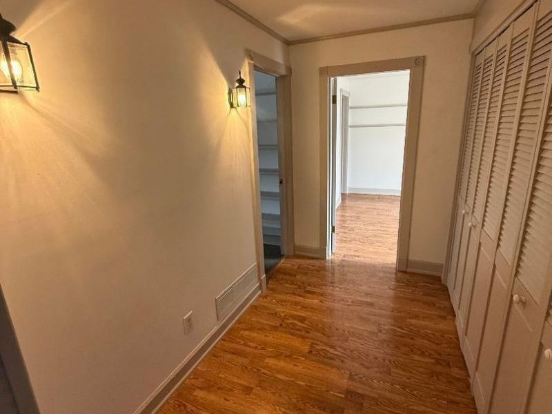 76 S Second Street, Batavia, OH 45103 Photo 8