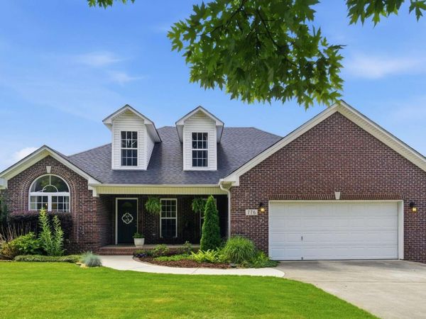 776 Wess Taylor Drive, Huntsville, AL 35811