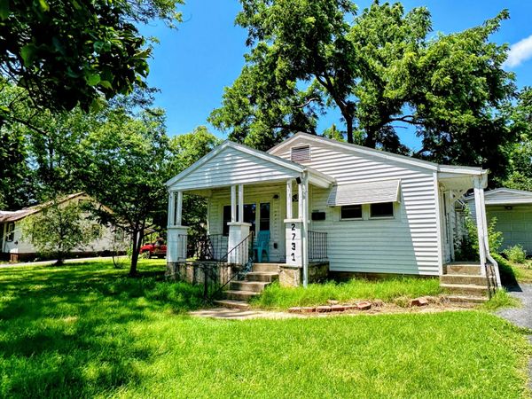 2731 W Walnut Street, Springfield, MO 65802