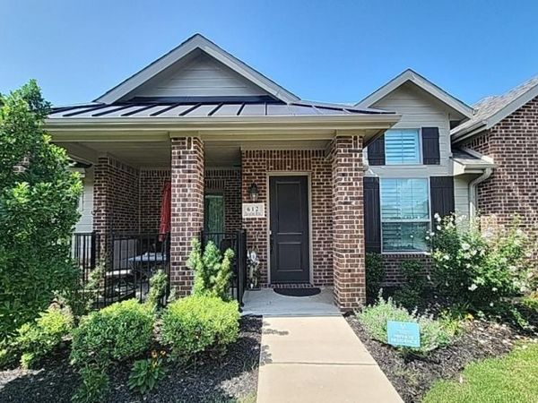 612 Cloverleaf Drive , Wylie, TX 75098