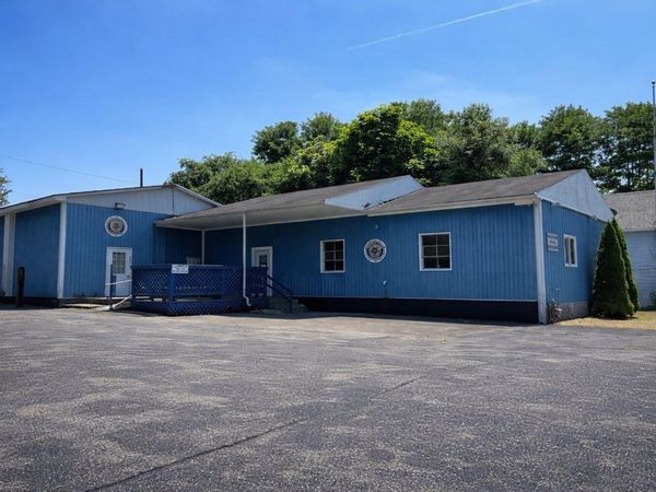 806 N Orchard Street, Dowagiac, MI 49047