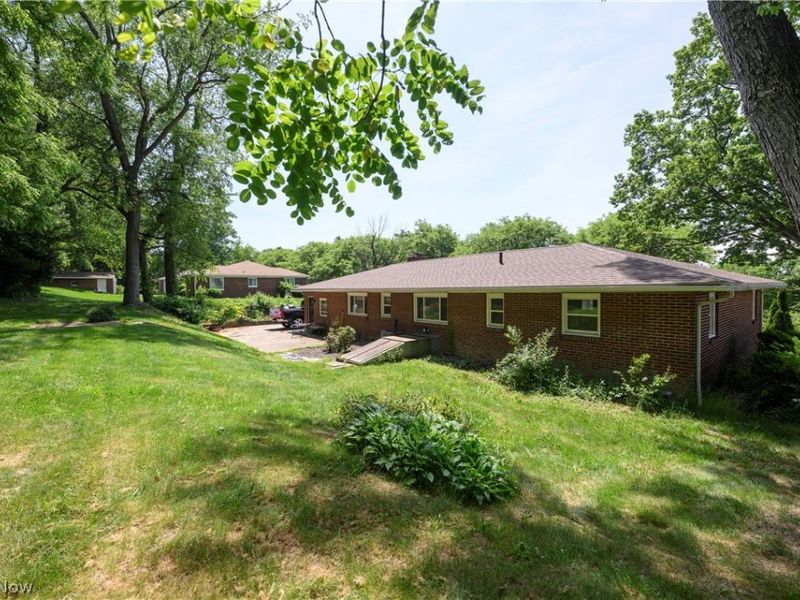 1279 Chippewa Avenue, Akron, OH 44305 Photo 15