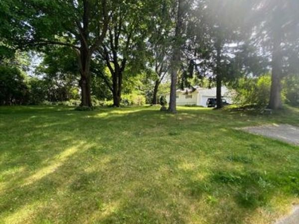 13 Pocono Rd, Worcester, MA 01605