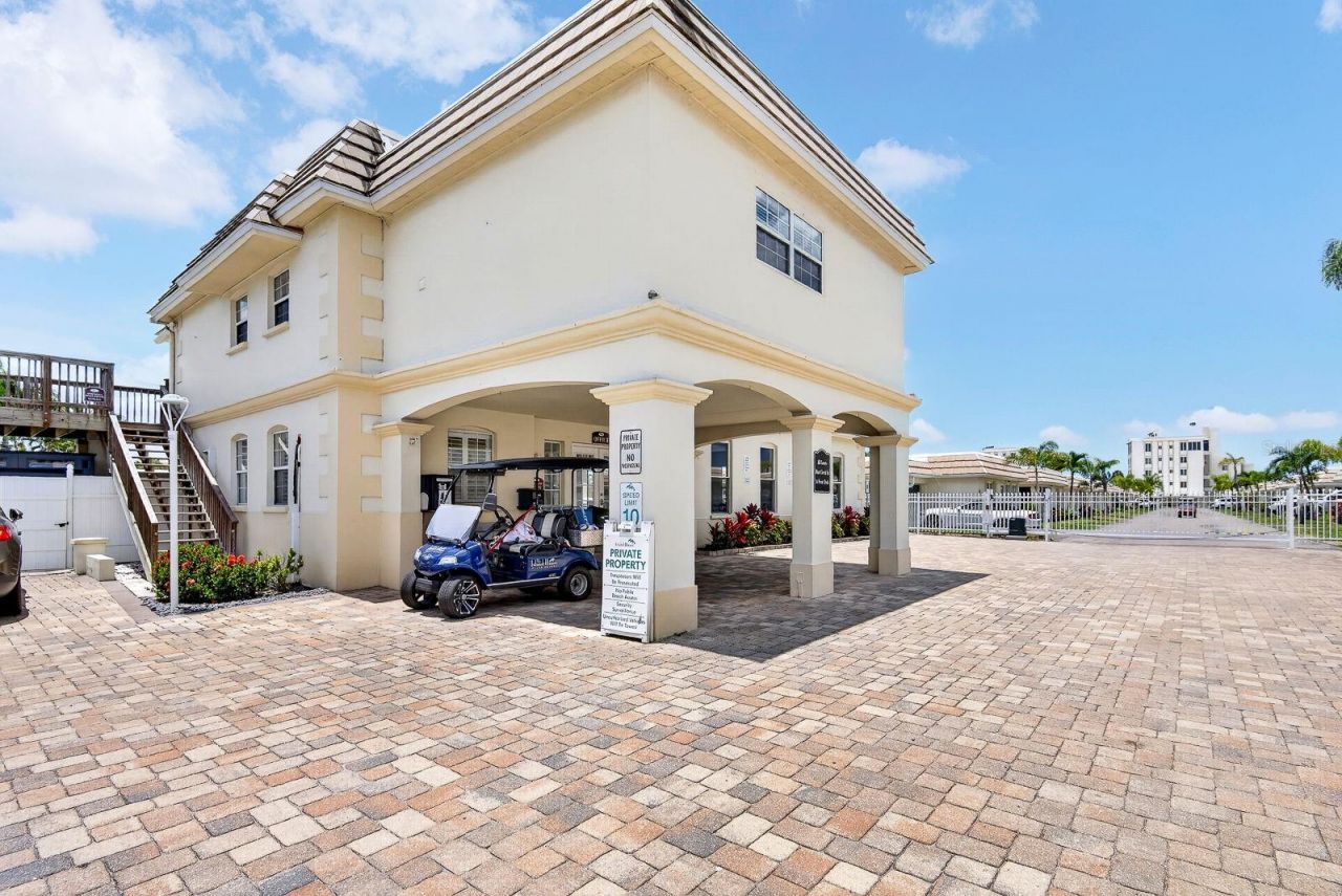 Please Call For Address, Sarasota, FL 34242 Photo