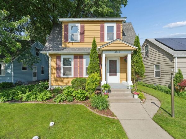 5744 26th Avenue S, Minneapolis, MN 55417