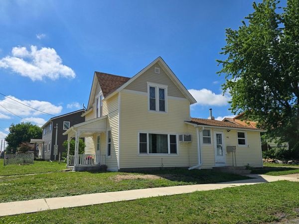 213 E Fremont Street, Spring Valley, MN 55975