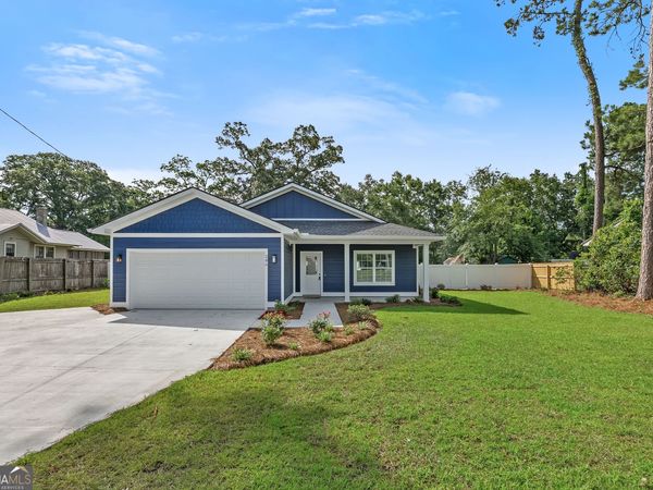 286 Sapp Avenue SW, Pelham, GA 31779