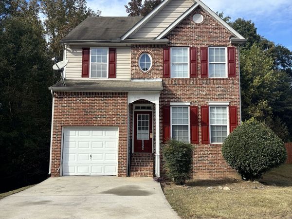 3859 Shenfield Dr, Union City, GA 30291