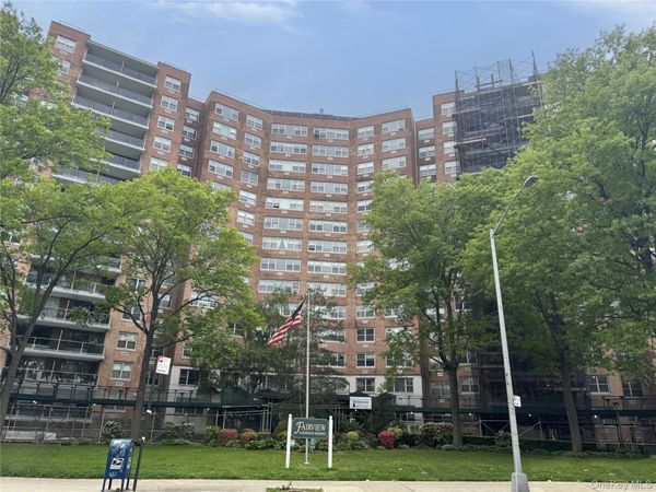 61-20 Grand Central Parkway , Unit A1, Forest Hills, NY 11375