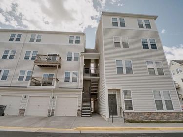 24628 BYRNE MEADOW SQUARE , Unit 301, ALDIE, VA 20105