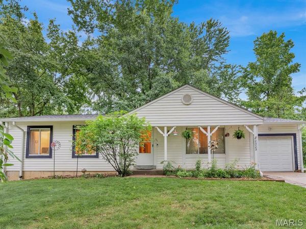 2323 Sundance Drive, O'Fallon, MO 63368