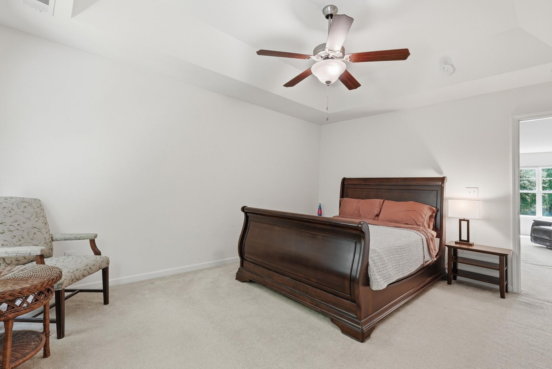 2432 Valentine Way Photo 14