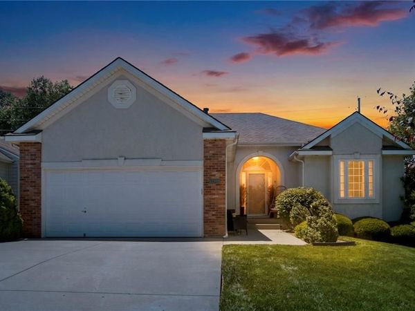 9428 N Ditzler Avenue, Kansas City, MO 64157