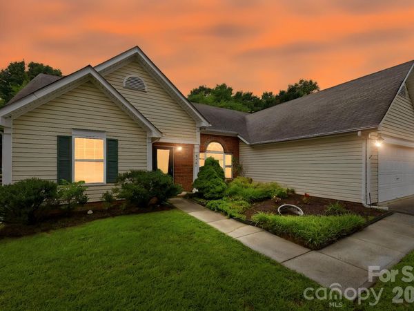 9421 Foggy Meadow Road , Charlotte, NC 28269