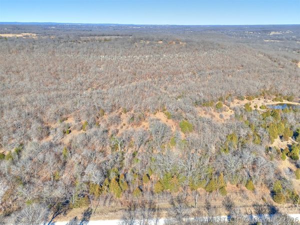 11455 N 180 Road , Okmulgee, OK 74447