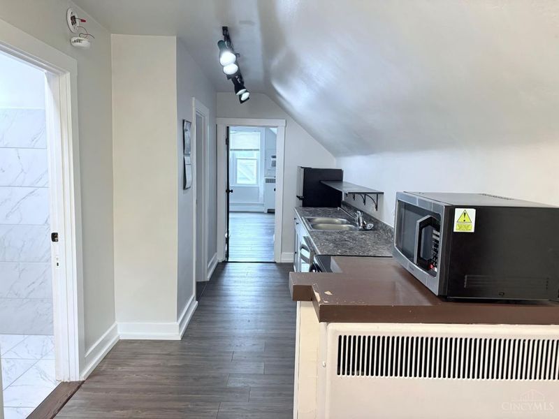 2757 Madison Road, Cincinnati, OH 45209 Photo 5