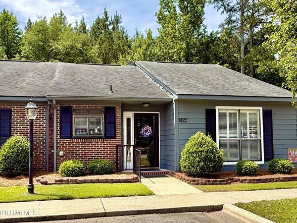 3156 Fox Run Drive, Kinston, NC 28504