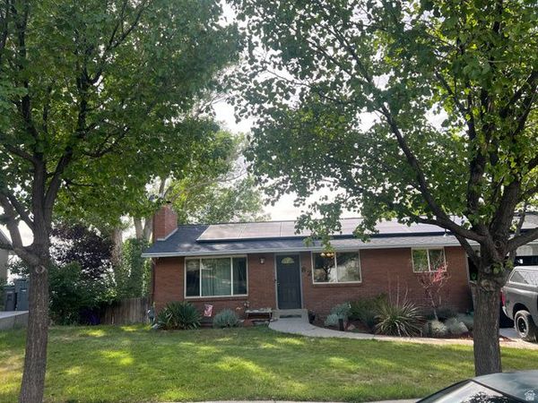 82 S ANGELA WAY , North Salt Lake, UT 84054