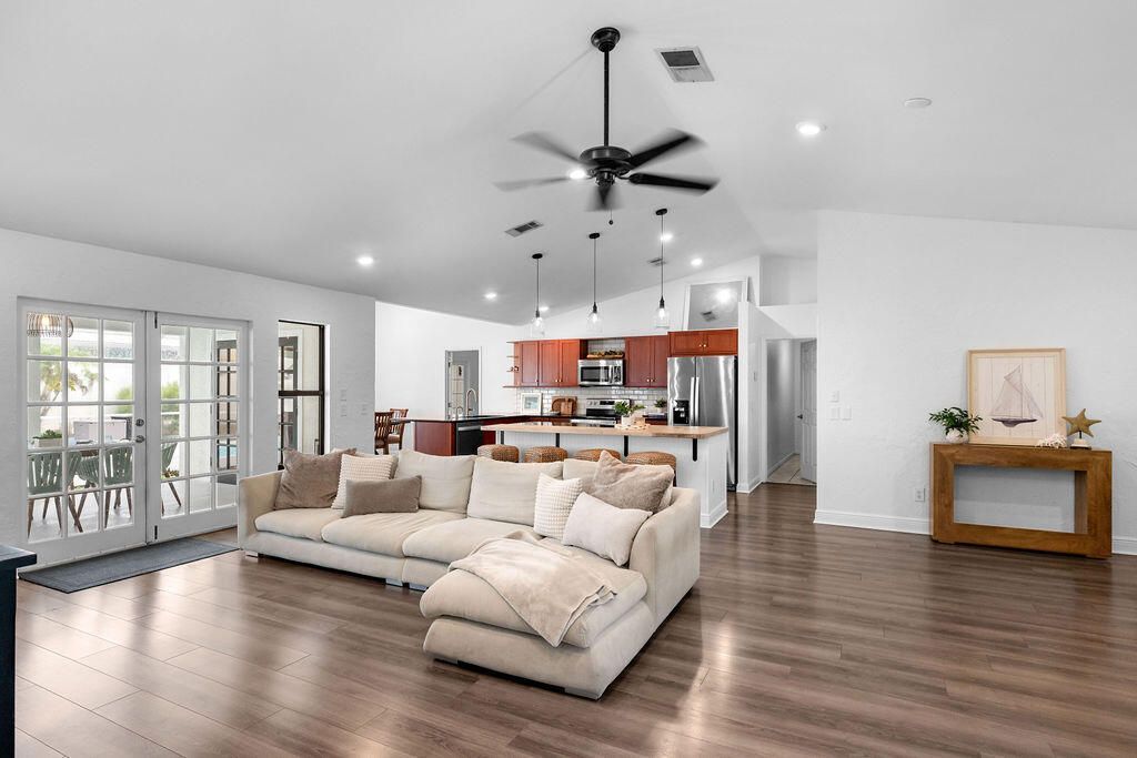 5068 SE Major Way, Stuart, FL 34997 Photo