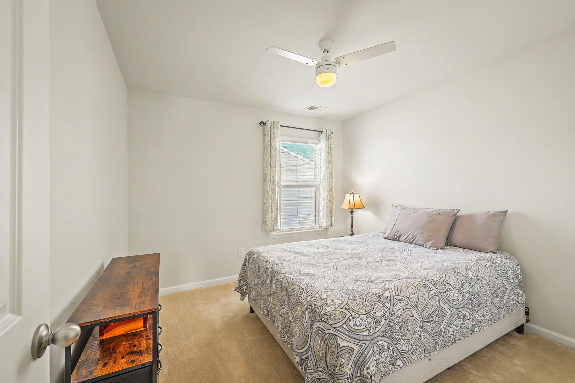 418 Carrara Drive Photo 28