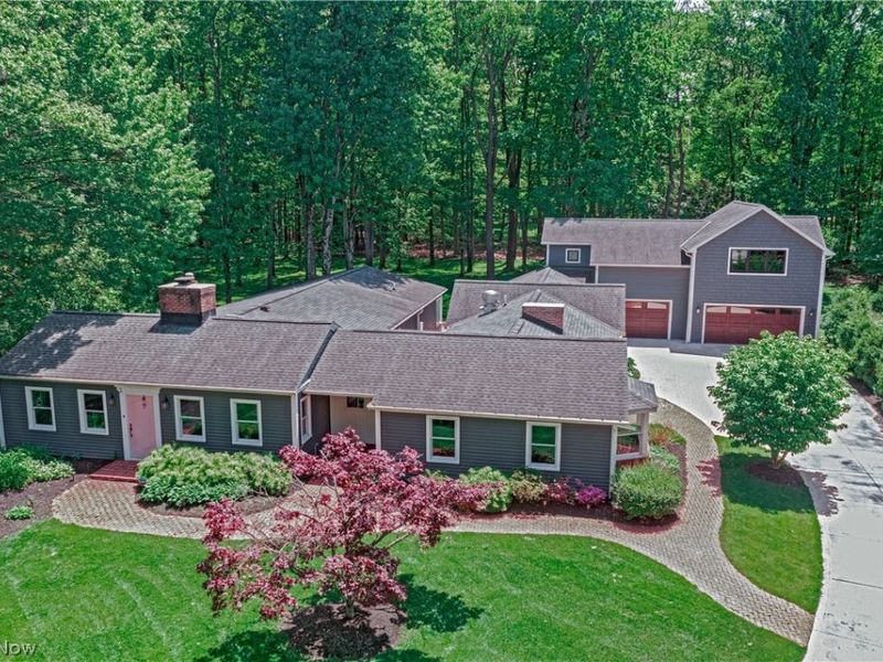 1 Deerfield Drive, Chagrin Falls, OH 44022 Photo 1