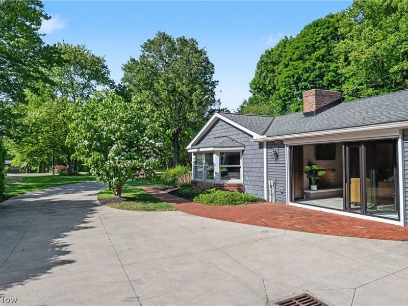 1 Deerfield Drive, Chagrin Falls, OH 44022 Photo 17