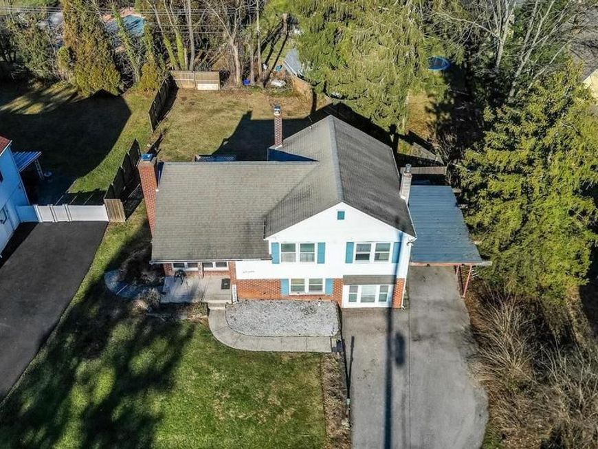 3019 N Wales Road, Norristown, PA 19403 Main Photo