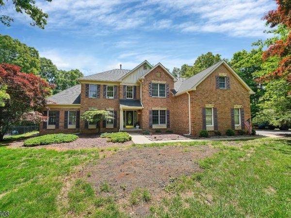 28 Ranney Rd, Washington, NJ 07853