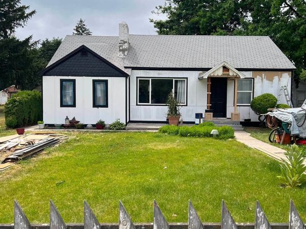 115 S Almond St, Nampa, ID 83651