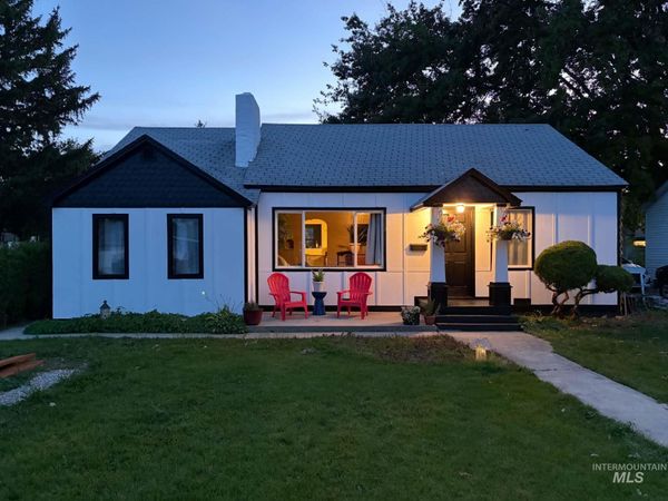 115 S Almond St, Nampa, ID 83651