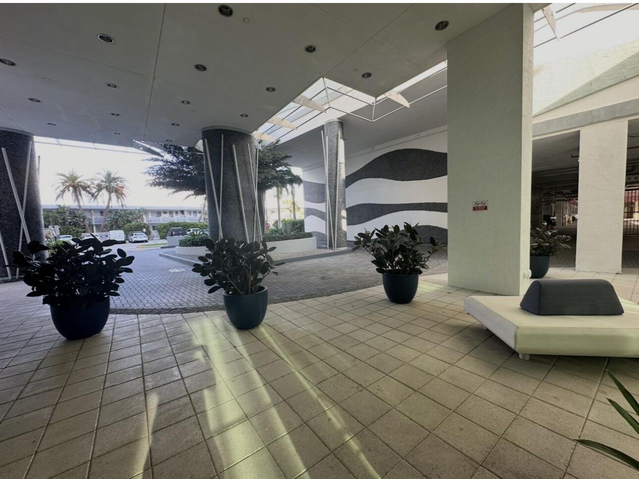 7930 East Drive, Unit 1506, North Bay Village, FL 33141 Photo