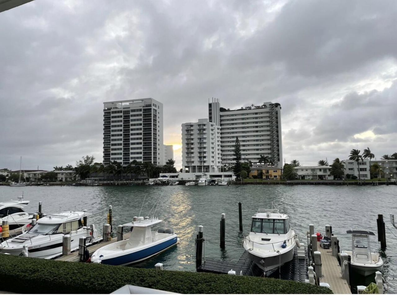 7930 East Drive, Unit 1506, North Bay Village, FL 33141 Photo