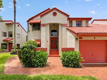 7844 Lexington Club Boulevard, Unit C, Delray Beach, FL 33446