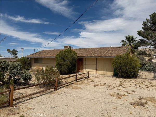 6587 Rose Ellen Avenue, 29 Palms, CA 92277