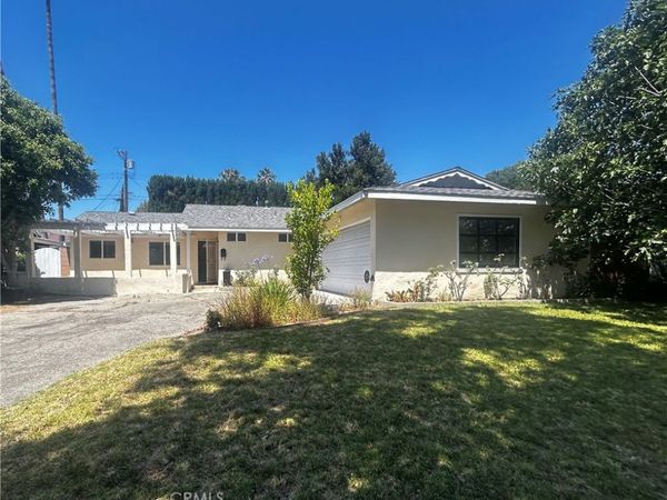 7845 Sedan, Canoga Park, CA 91304