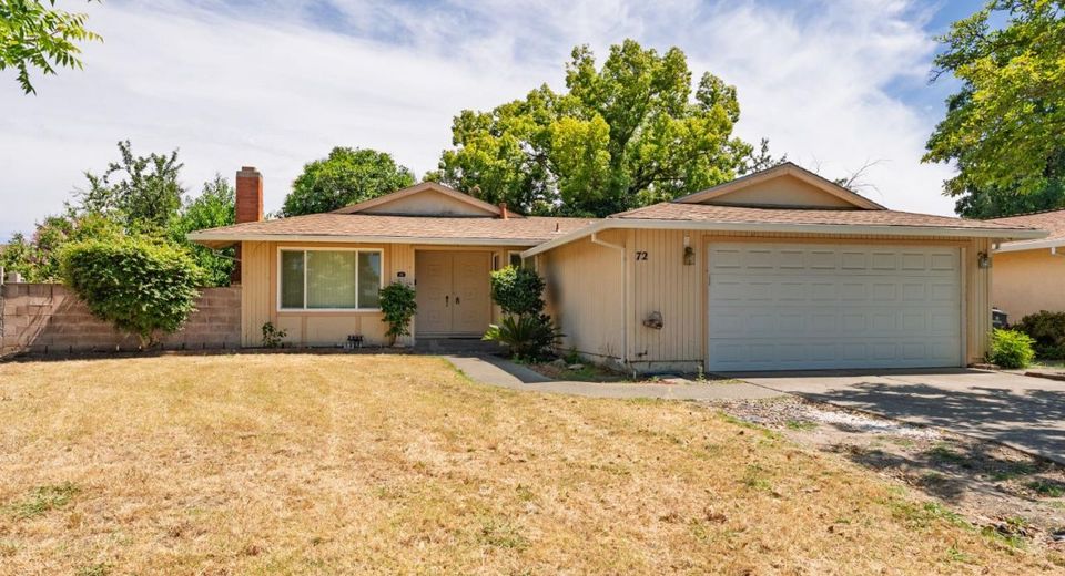 72 Lochmoor Cir, Sacramento, CA 95823 Photo