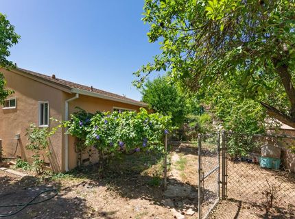 72 Lochmoor Cir, Sacramento, CA 95823 Photo