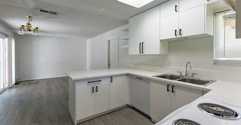 72 Lochmoor Cir, Sacramento, CA 95823 Photo