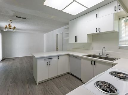 72 Lochmoor Cir, Sacramento, CA 95823 Photo