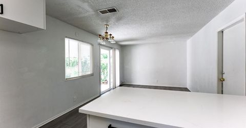 72 Lochmoor Cir, Sacramento, CA 95823 Photo