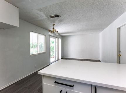 72 Lochmoor Cir, Sacramento, CA 95823 Photo