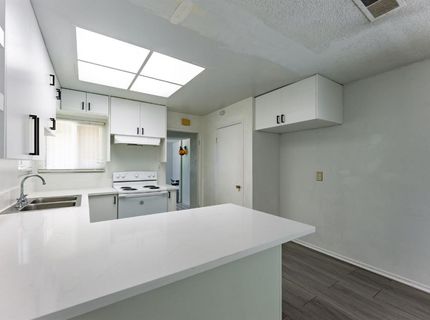 72 Lochmoor Cir, Sacramento, CA 95823 Photo