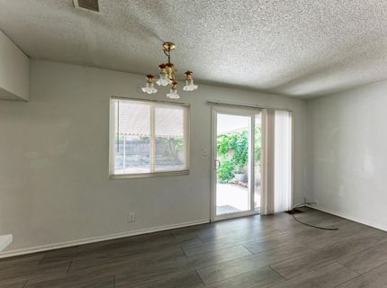 72 Lochmoor Cir, Sacramento, CA 95823 Photo