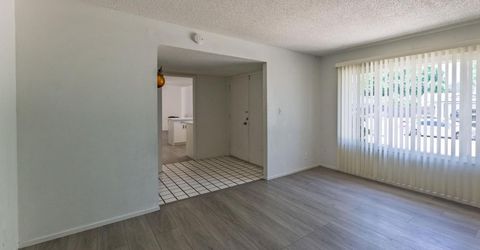72 Lochmoor Cir, Sacramento, CA 95823 Photo