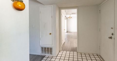 72 Lochmoor Cir, Sacramento, CA 95823 Photo
