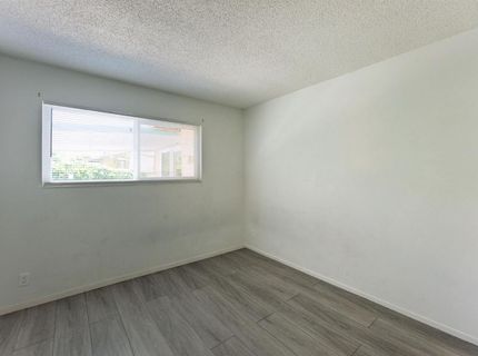 72 Lochmoor Cir, Sacramento, CA 95823 Photo