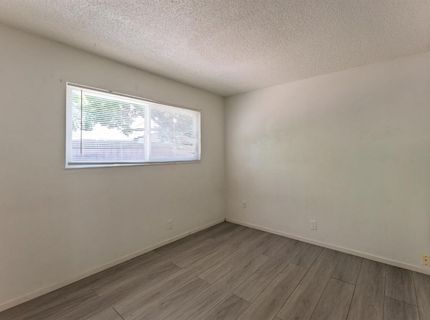 72 Lochmoor Cir, Sacramento, CA 95823 Photo