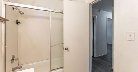 72 Lochmoor Cir, Sacramento, CA 95823 Photo