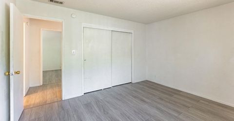 72 Lochmoor Cir, Sacramento, CA 95823 Photo