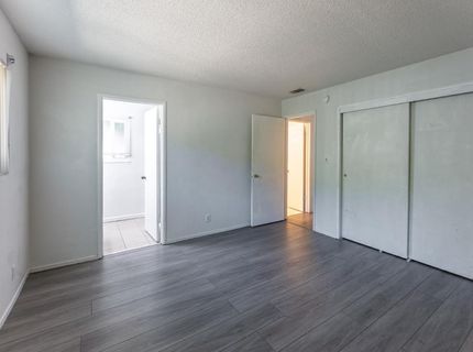 72 Lochmoor Cir, Sacramento, CA 95823 Photo